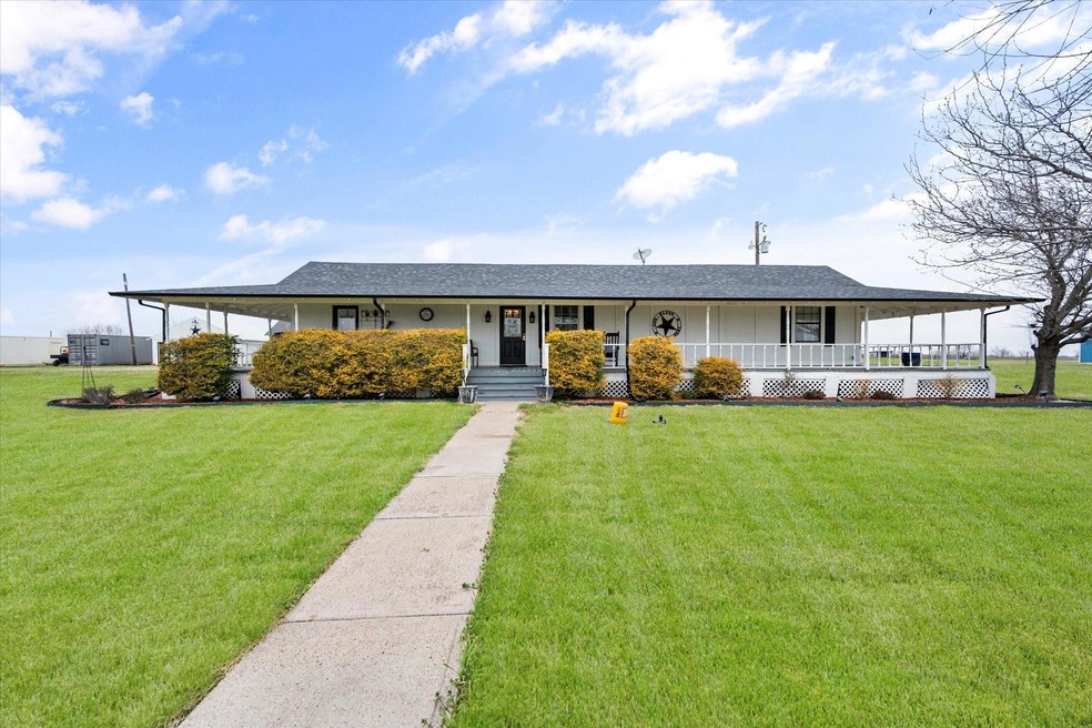 8468 NE County Road 1040, Rice, TX 75155 - photo 1