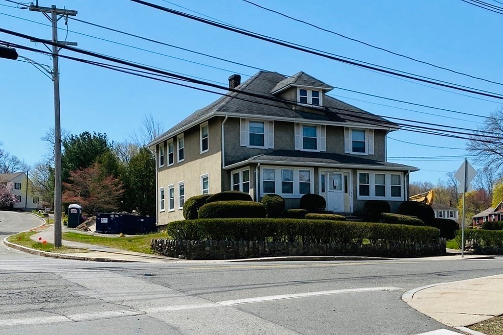 201 Nahant St, Wakefield, MA 01880 - photo 1