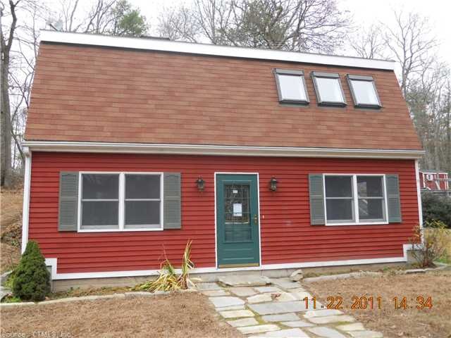 688 Five Mile River Rd, Putnam, CT 06260 - photo 1