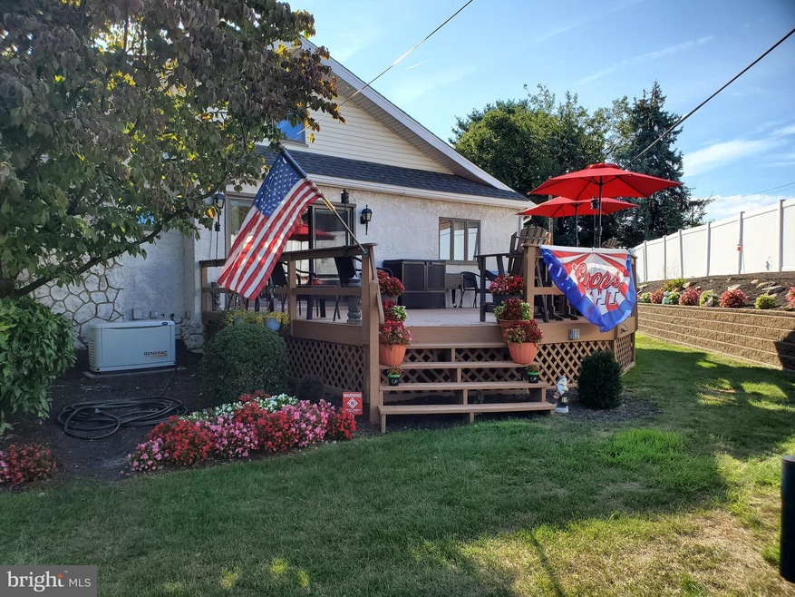 4 Columbus Ave, Havertown, PA 19083 - photo 1