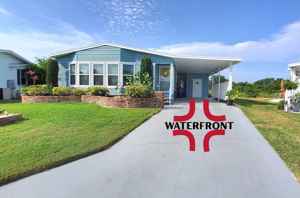 Beautiful Waterfront!