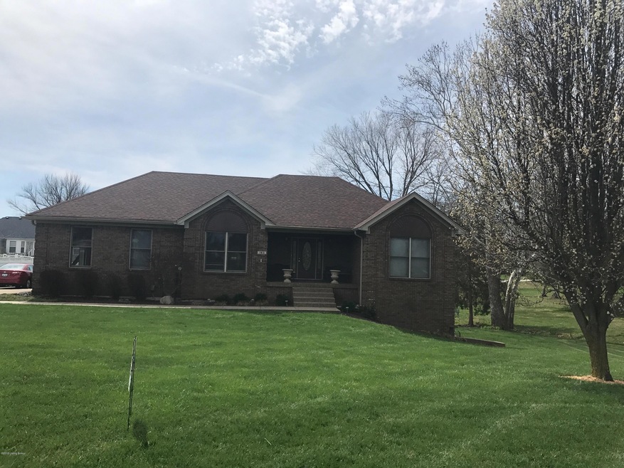 183 Sammy's Ct, Mount Washington, KY 40047 - photo 1