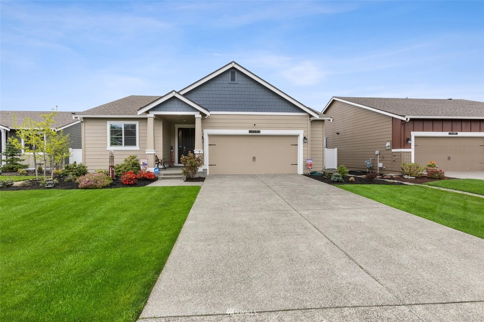 117 Walnut Ave SW unit 4, Orting, WA 98360 - photo 1