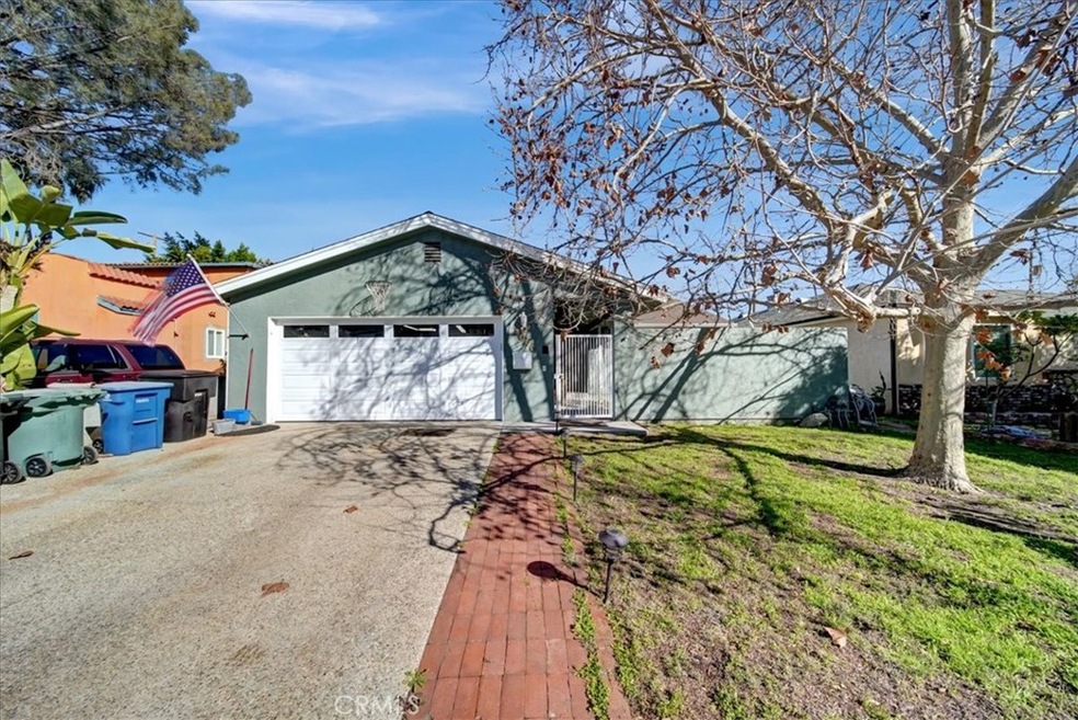 Sold $1,085,000 • Co-Listing Agent