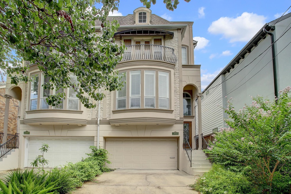 2108 Elmen St unit A, Houston, TX 77019 - photo 1