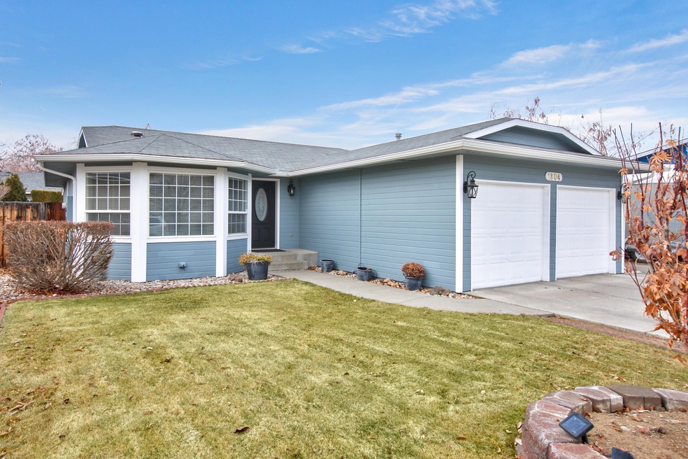 1 1804 Parsons Loop