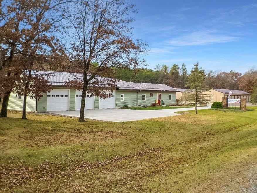 Sold $735,000 • Co-Listing Agent
