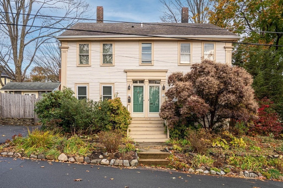 9 Morrill Place unit 9, Amesbury, MA 01913 - photo 1