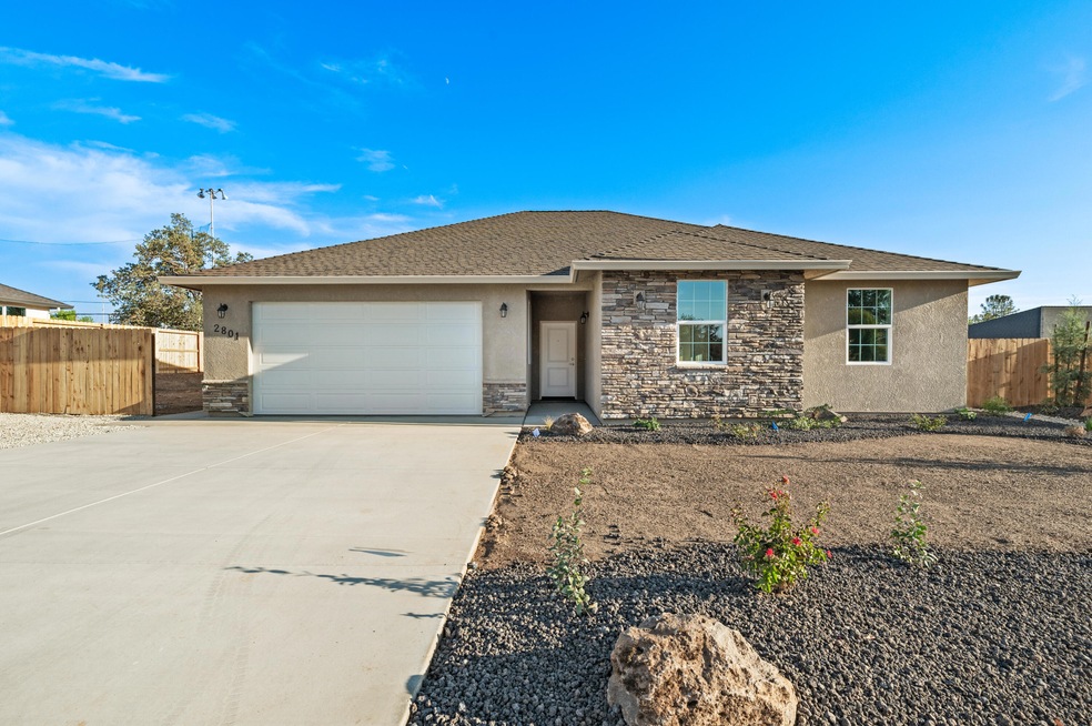 2801 Hawn Ave, Redding, CA 96002 - photo 1