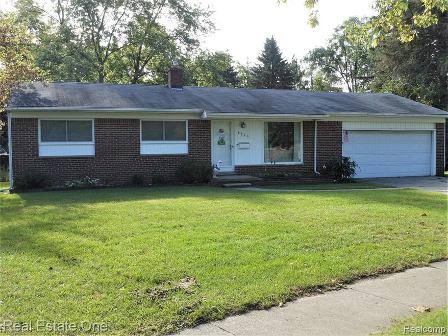 Lovely ranch on great lot!