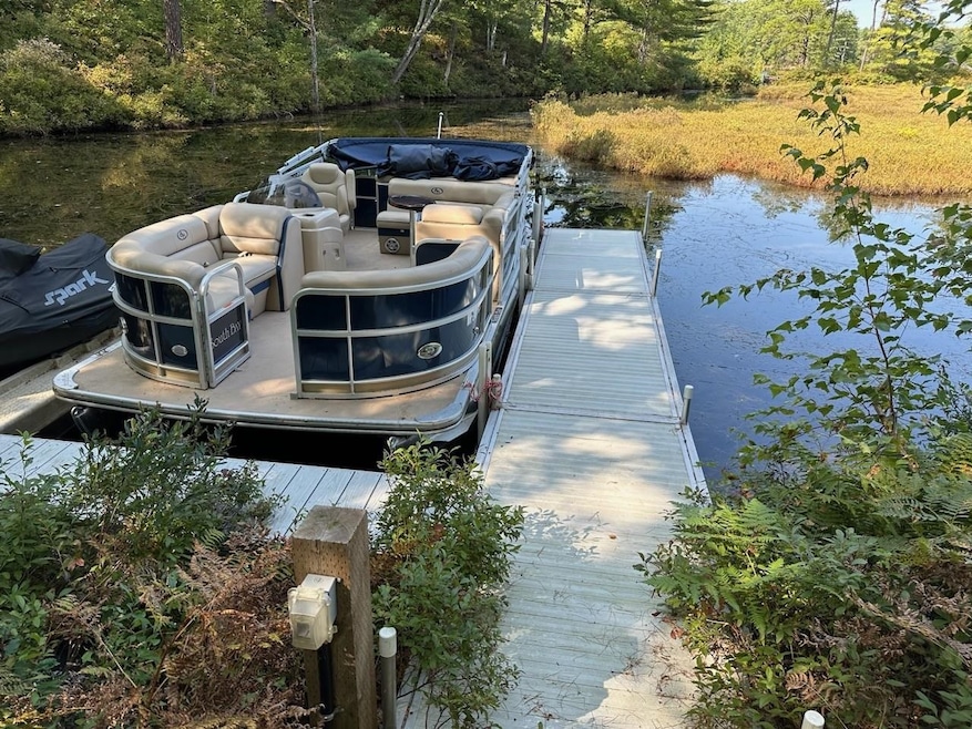 24' Party Boat on dock
