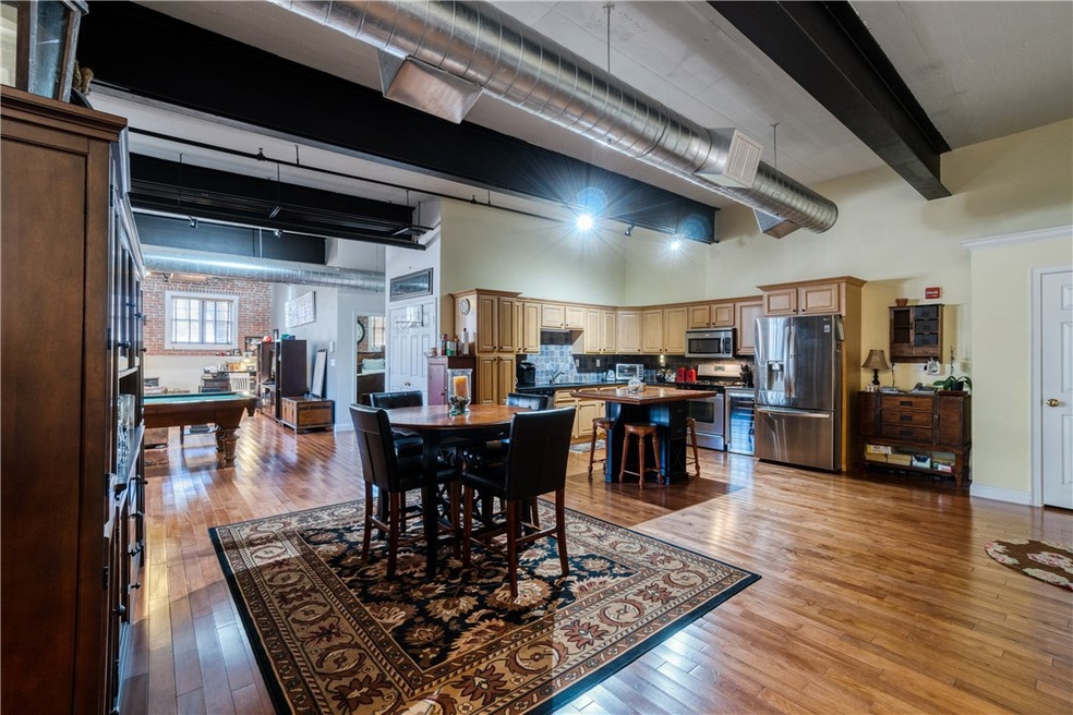 771 Main St unit 1, West Warwick, RI 02893 - photo 1