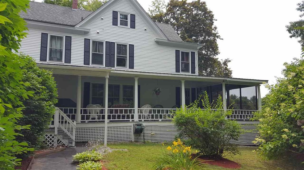 529 Pembroke St, Pembroke, NH 03275 - photo 1