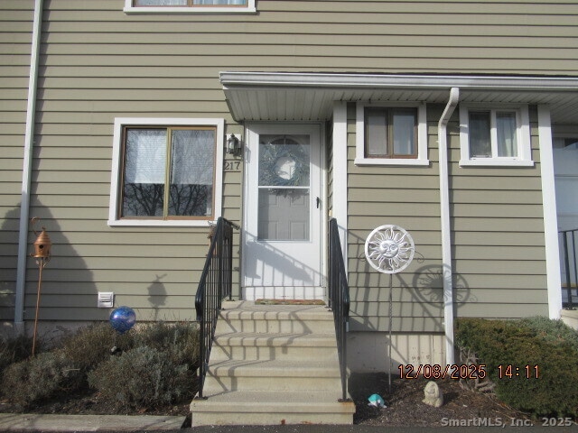 217 Monticello Dr unit 217, Branford, CT 06405 - photo 1