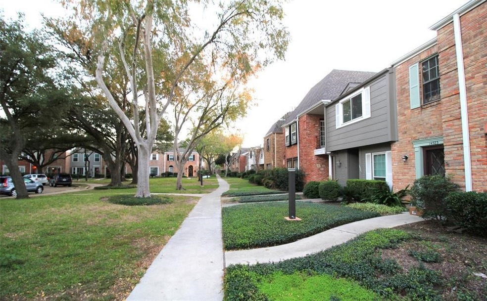 14585 Misty Meadow Ln, Houston, TX 77079 - photo 1