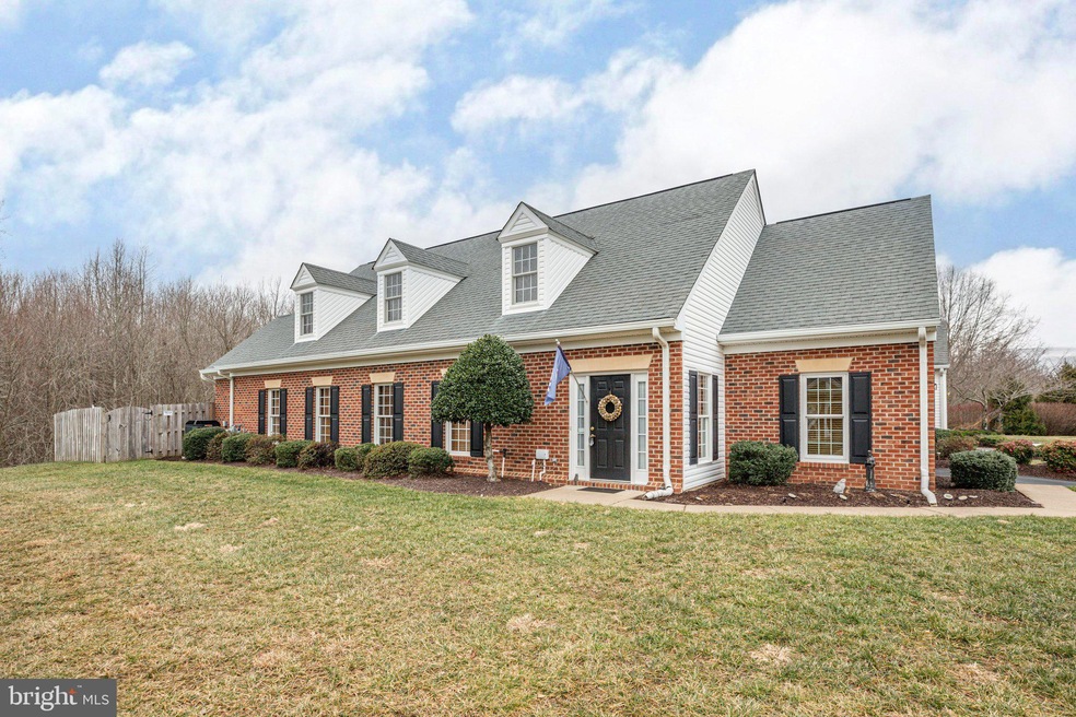 7110 Radford Dr, Fredericksburg, VA 22407 - photo 1