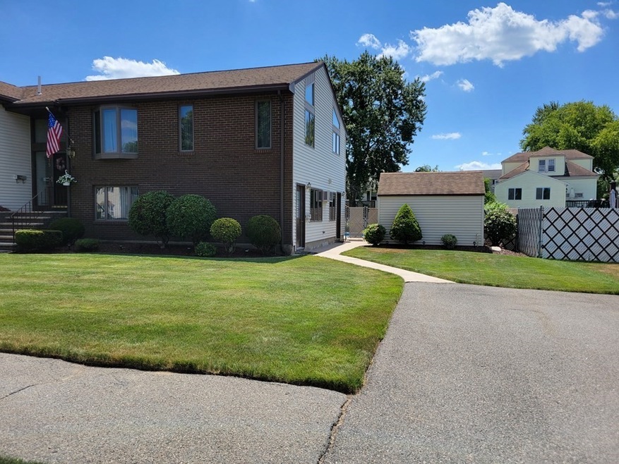 15 Carr Rd unit 2, Saugus, MA 01906 - photo 1