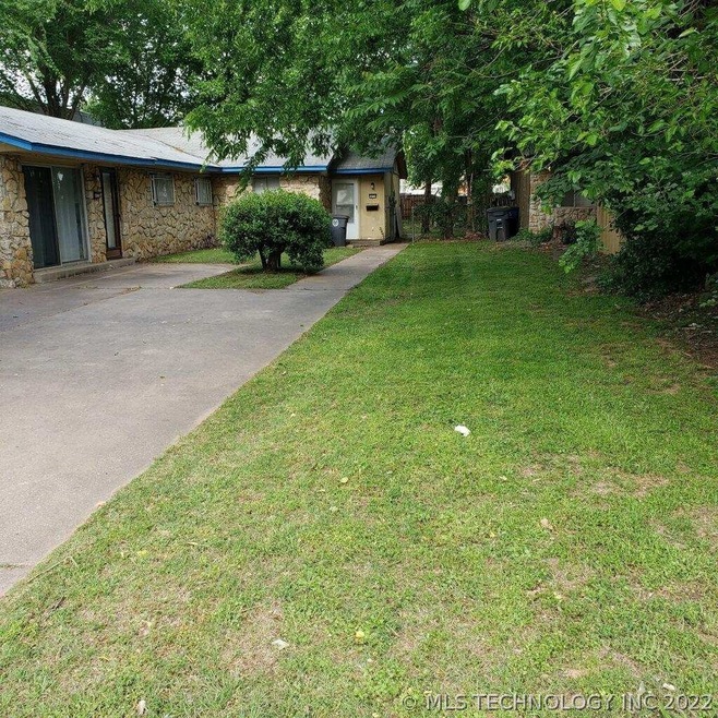 6037 S Madison Place, Tulsa, OK 74105 - photo 1