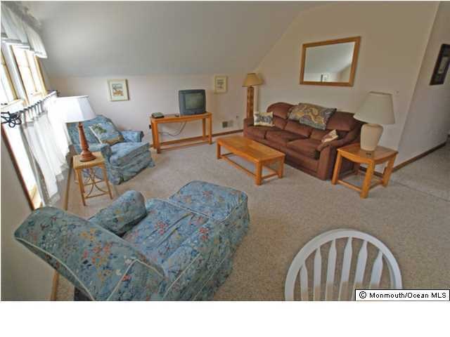 554 Highway 35 N unit 2, Mantoloking, NJ 08738 - photo 1