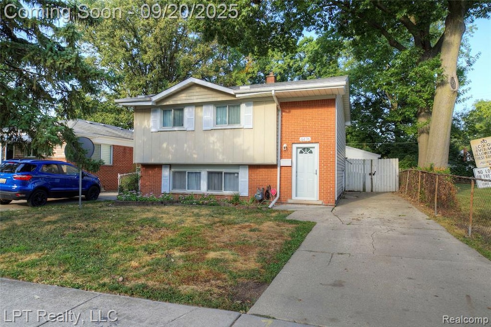 Sold $1,835,000 • Co-Listing Agent