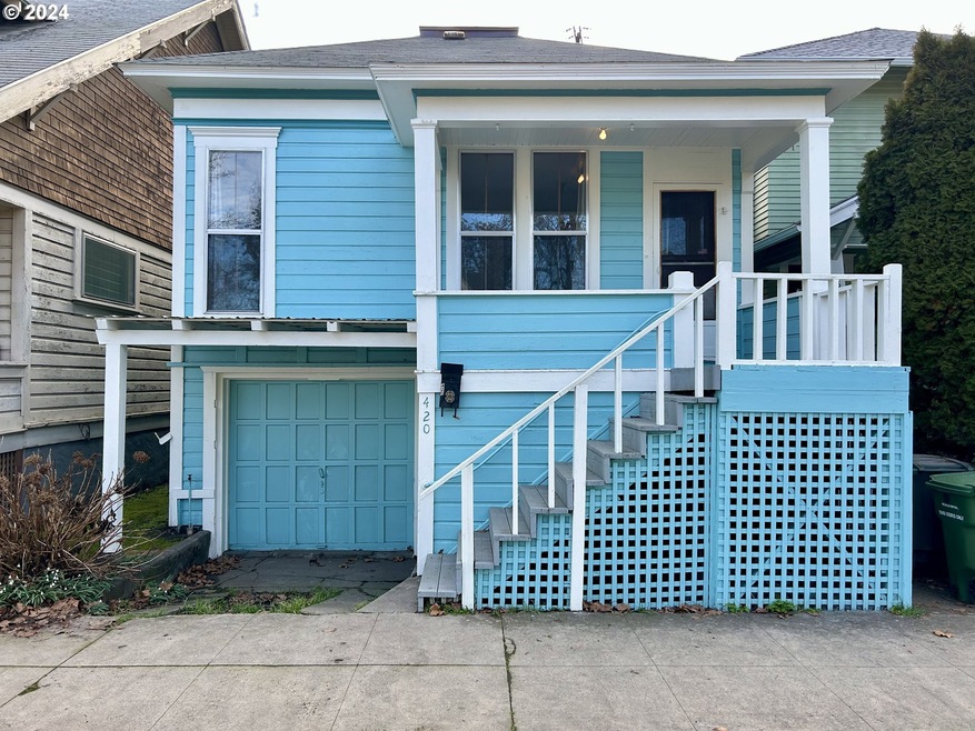 420 E 4th St, the Dalles, OR 97058 - photo 1