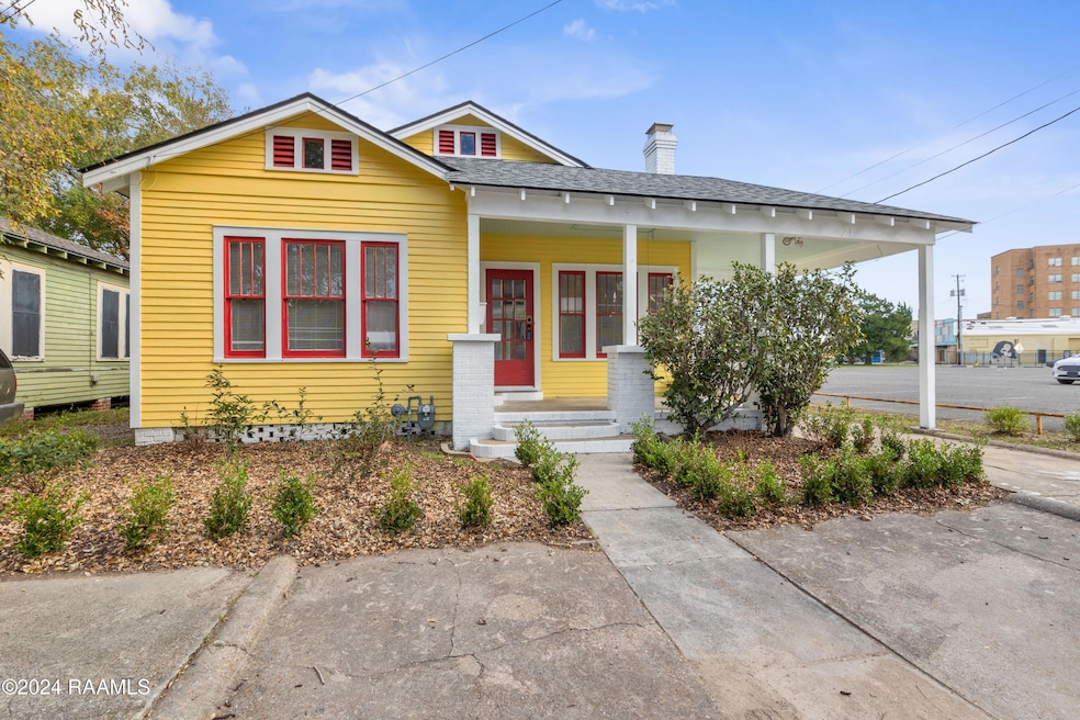 210 W Garfield St, Lafayette, LA 70501 - photo 1