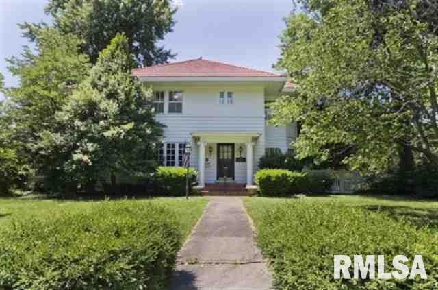 205 Lincoln Ave, Lincoln, IL 62656 - photo 1