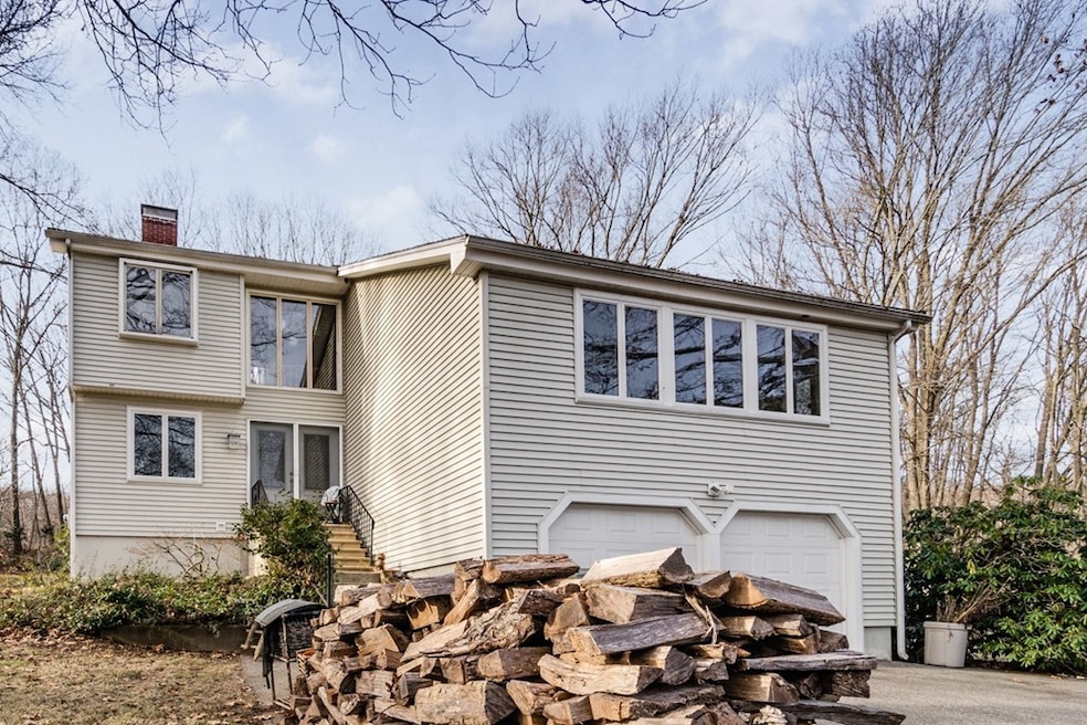 53 Crawford St, Northborough, MA 01532 - photo 1