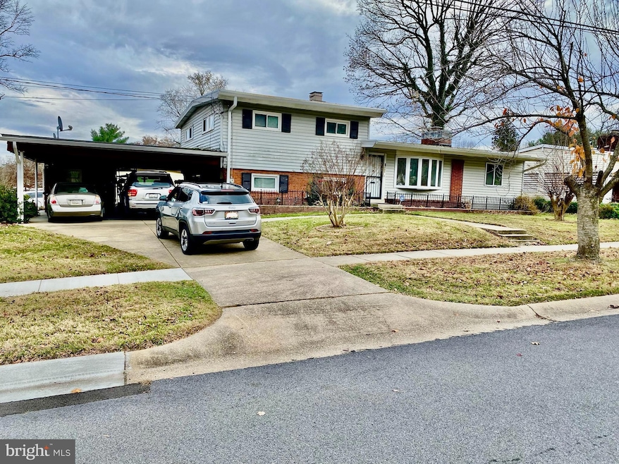 405 Linthicum St, Rockville, MD 20851 - photo 1