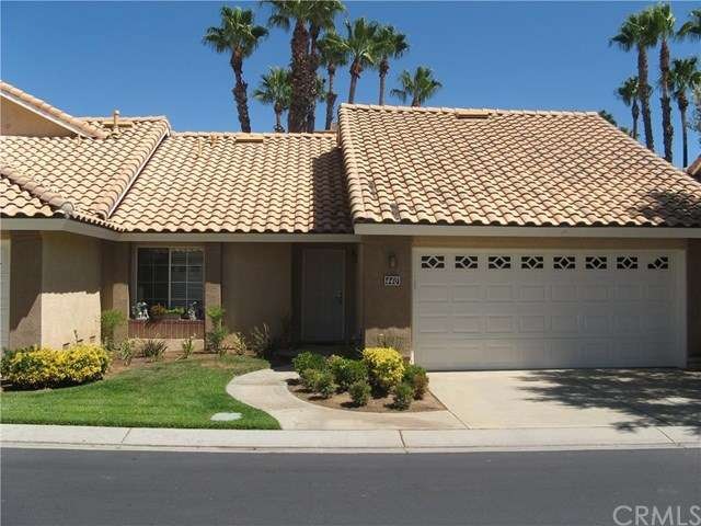Popular Santa Rosa Codo within walking distance to