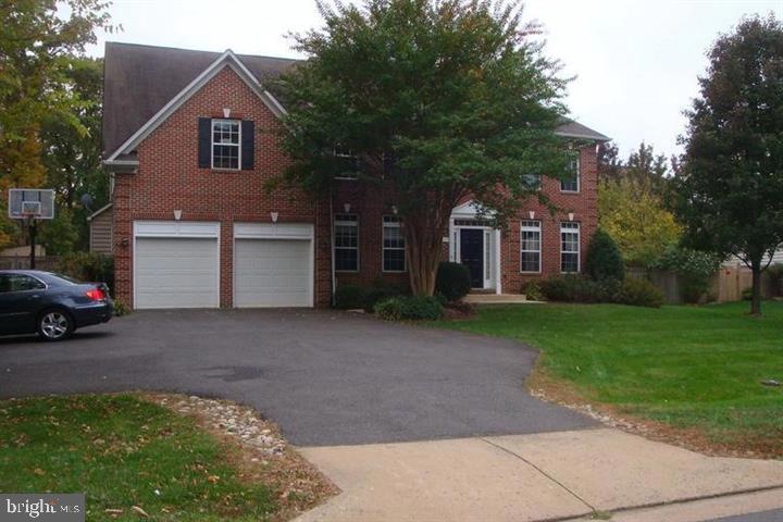 8215 Electric Ave, Vienna, VA 22182 - photo 1