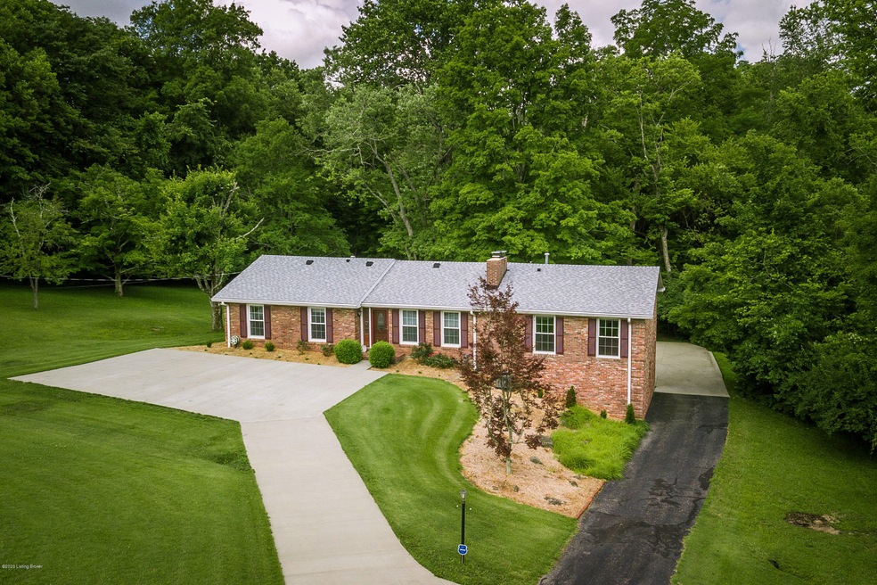 6310 Beulah Church Rd, Louisville, KY 40228 - photo 1