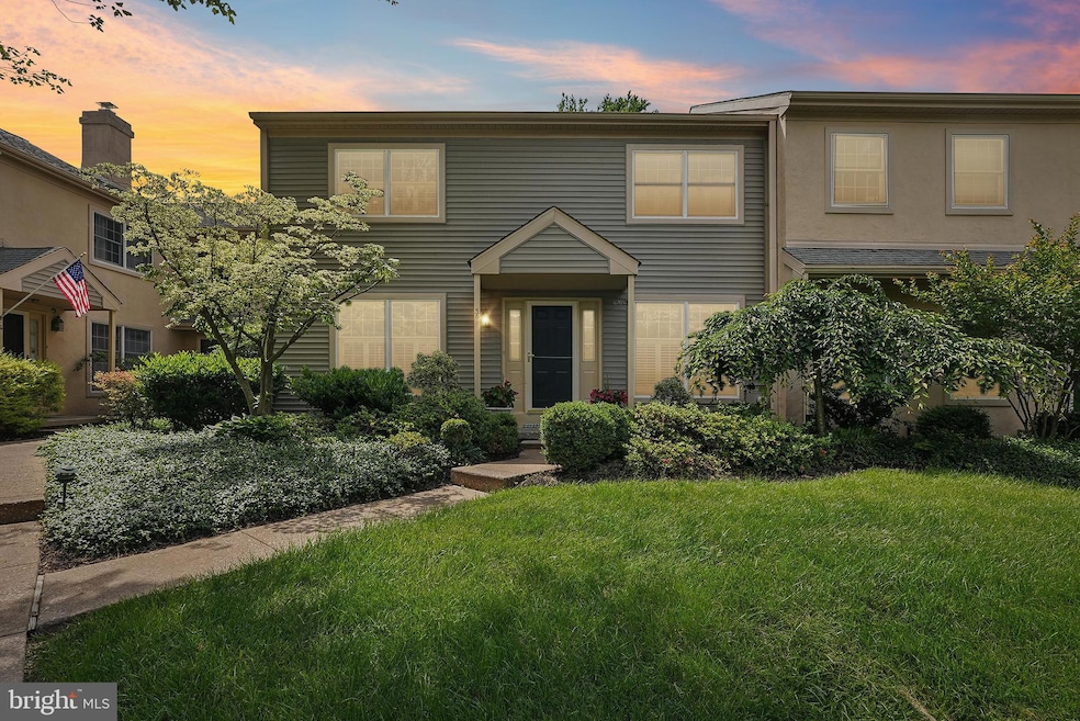 36 Wingstone Ln unit A, Devon, PA 19333 - photo 1