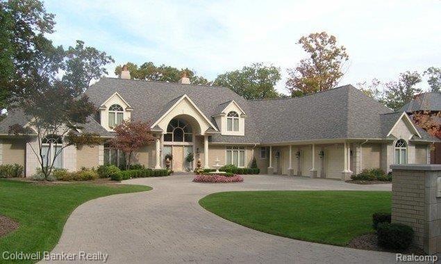1442 Inwoods Circle