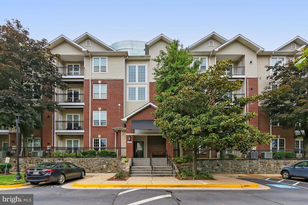 The Gates Of McLean unit 10408, McLean, VA 22102 - photo 1
