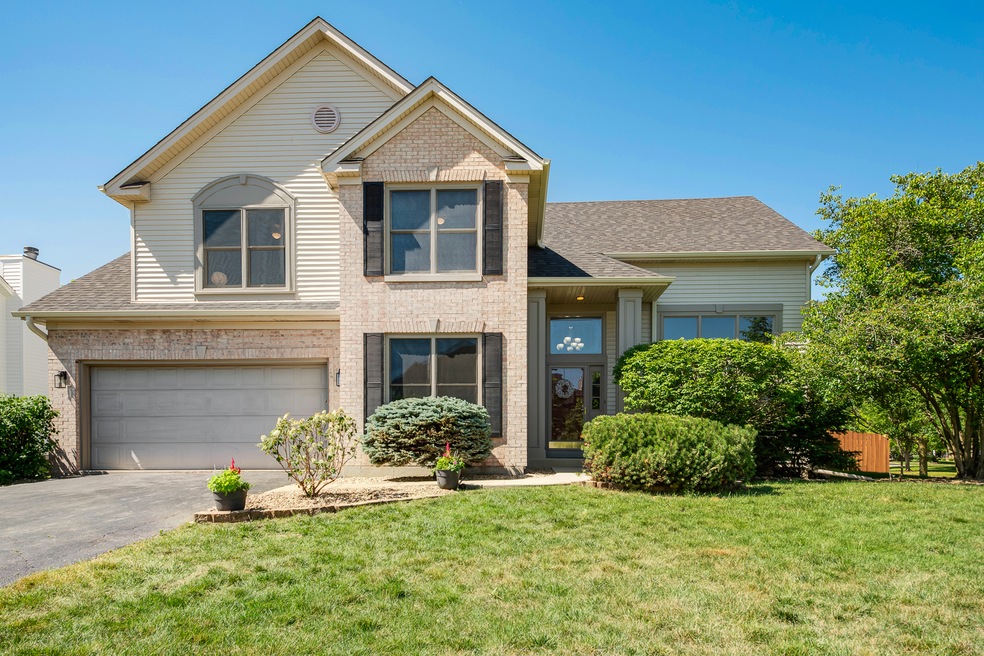 4803 Snapjack Cir, Naperville, IL 60564 - photo 1