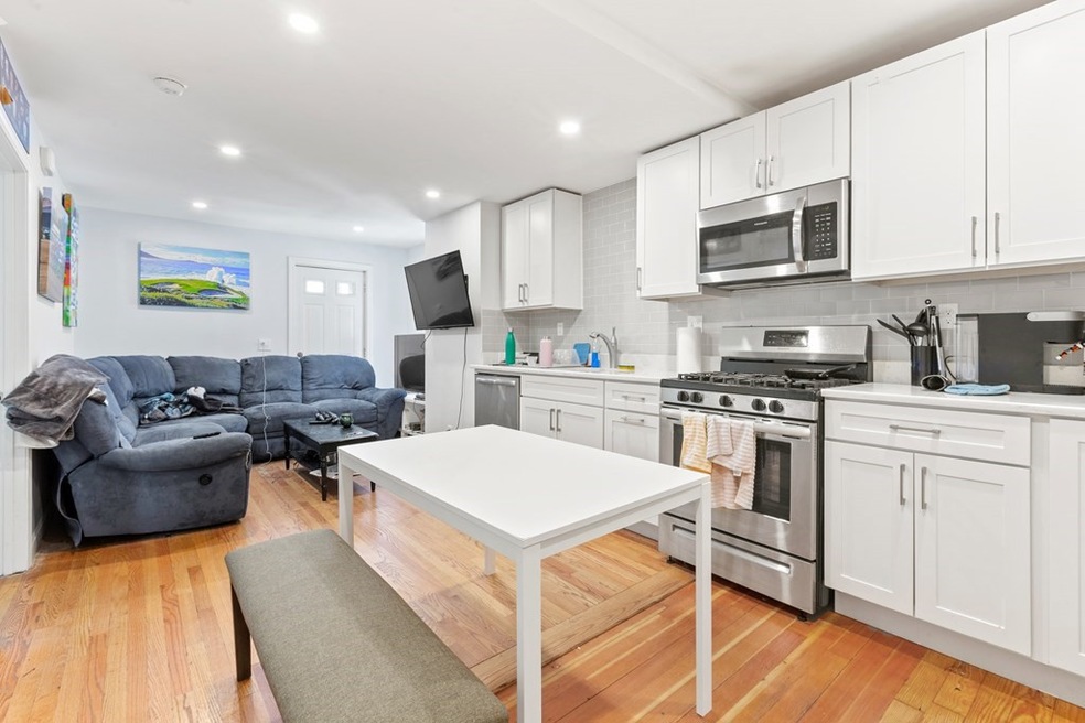 651 E 7th St unit 2, Boston, MA 02127 - photo 1