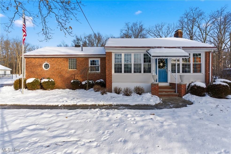 36725 Pettibone Rd, Solon, OH 44139 - photo 1