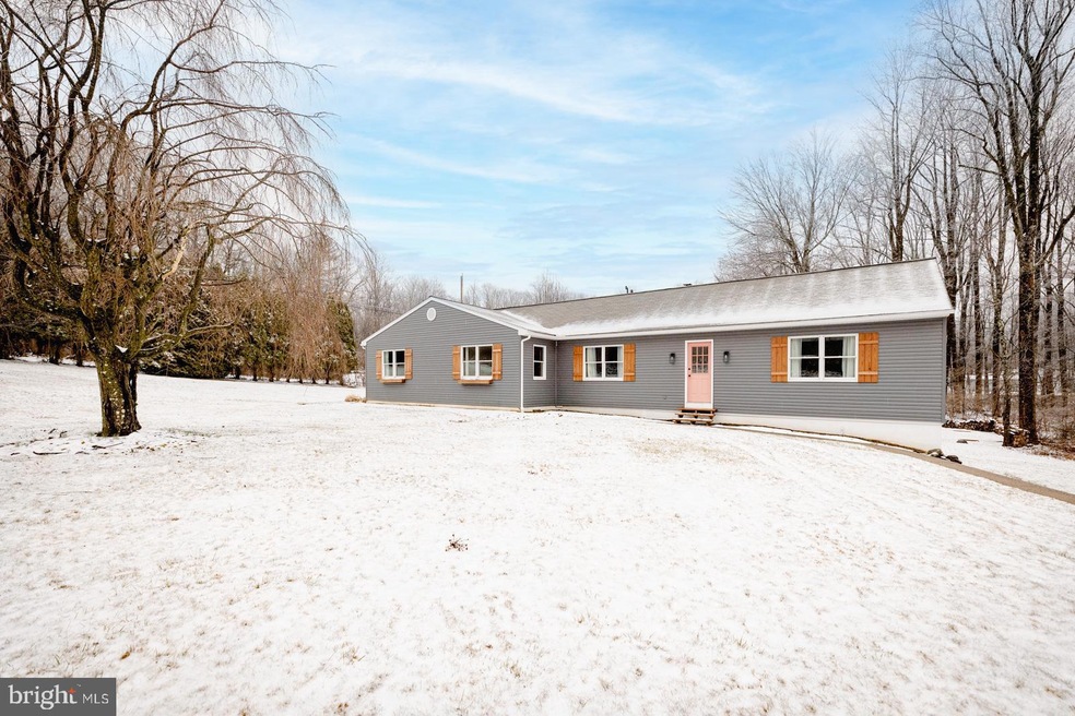 51 Deer Run Rd, Boyertown, PA 19512 - photo 1