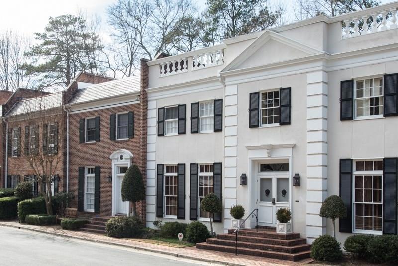 handsome, Classic Style.  Fee Simple Townhome.  Do
