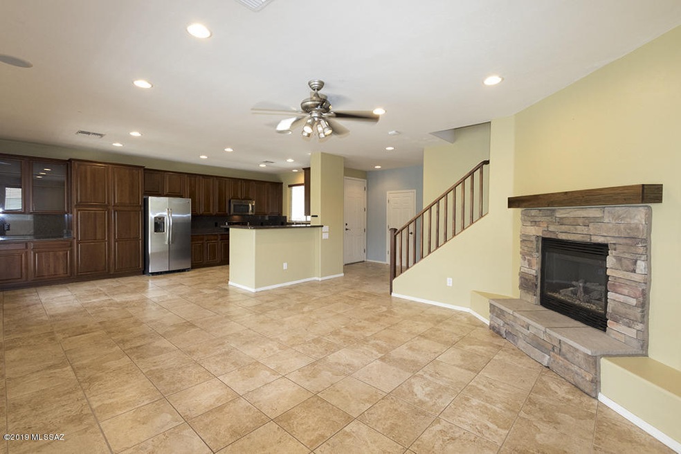 LivingRoom2