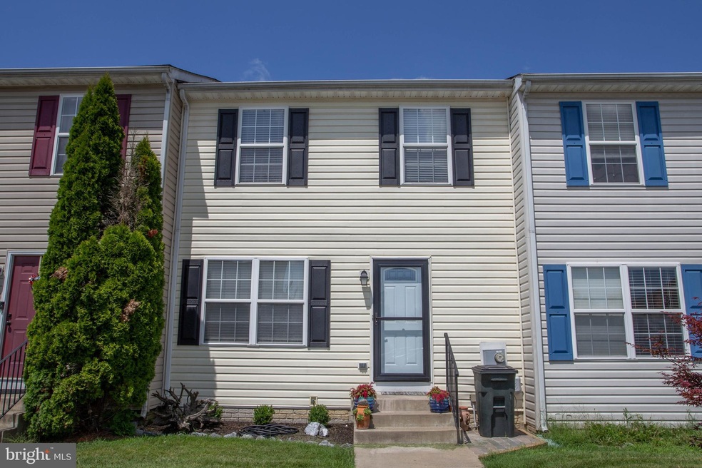 13 Currituck Ct, Bunker Hill, WV 25413 - photo 1