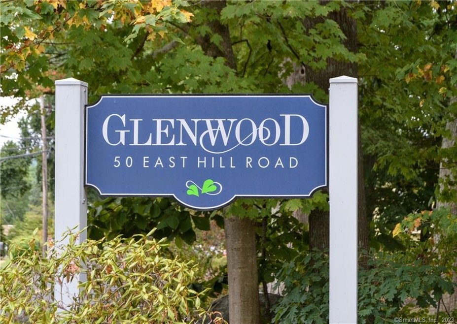 Welcome to Glenwood Condo Complex