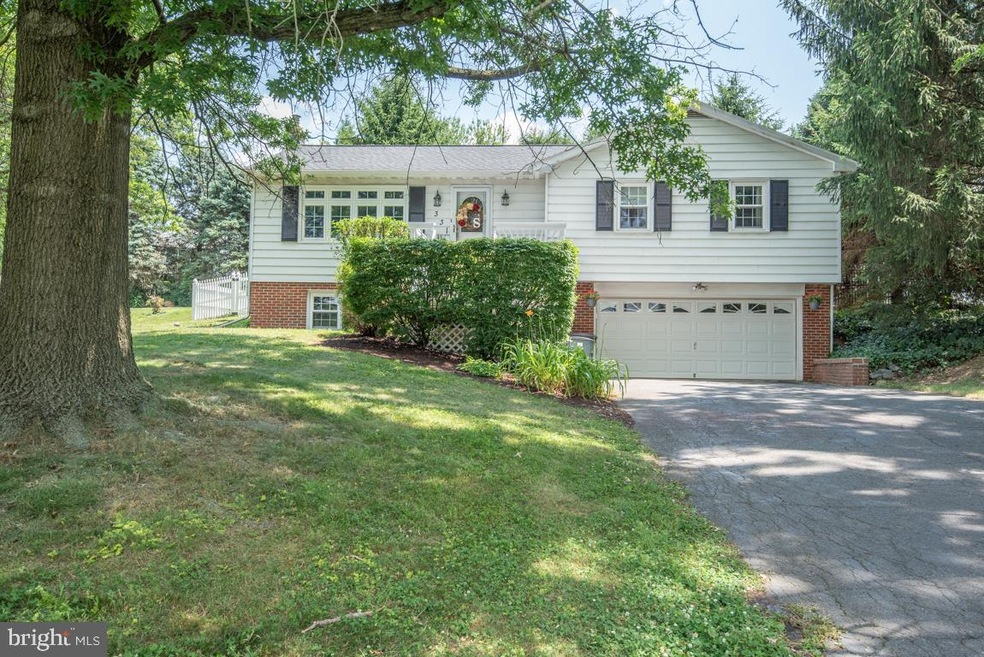 331 Rose Hill Rd, Ephrata, PA 17522 - photo 1