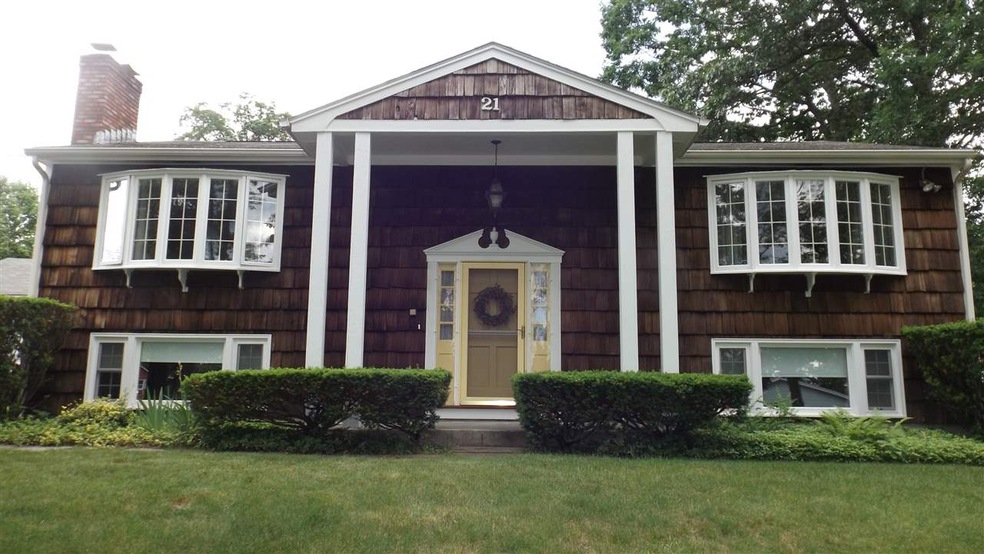 21 Notre Dame Ave, Allenstown, NH 03275 - photo 1