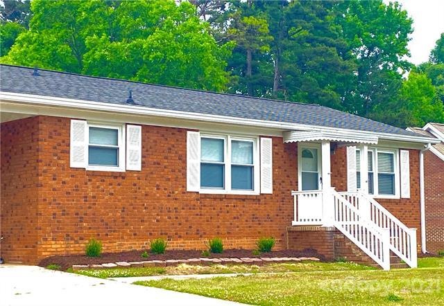 2018 Townview Dr, Kannapolis, NC 28081 - photo 1