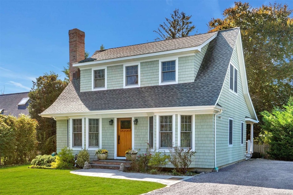 Cedar Siding-Azek Trim