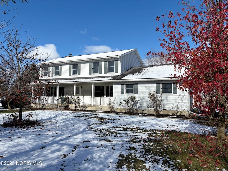 13124 Devils Hole Rd, Bowling Green, OH 43402 - photo 1