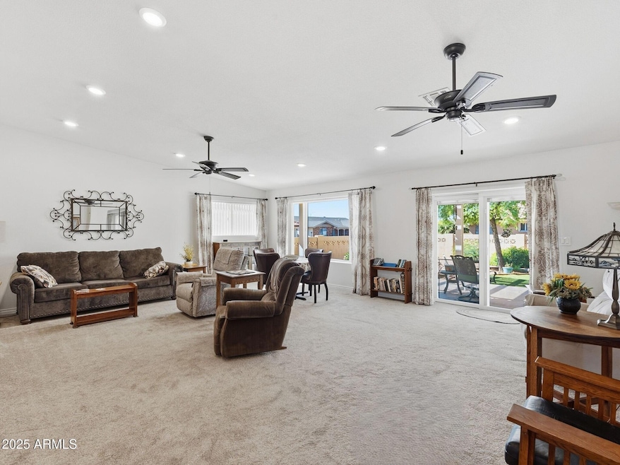 2636 S Honeysuckle Cir, Mesa, AZ 85209 - photo 1