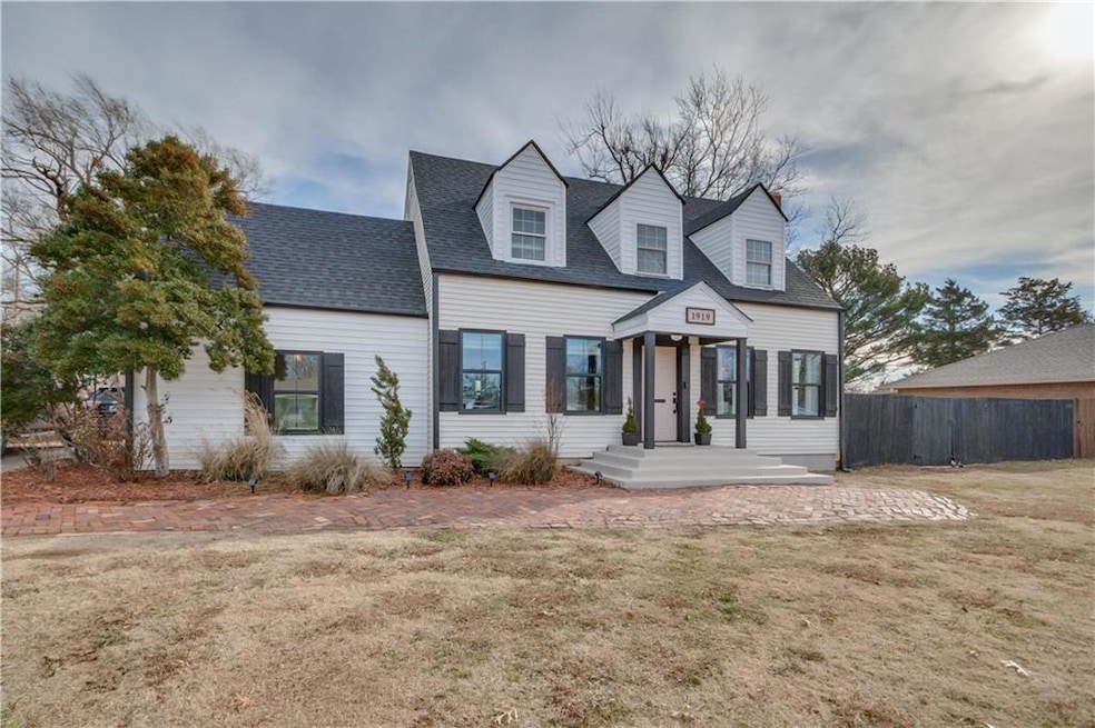 1919 N Union Ave, Shawnee, OK 74804 - photo 1